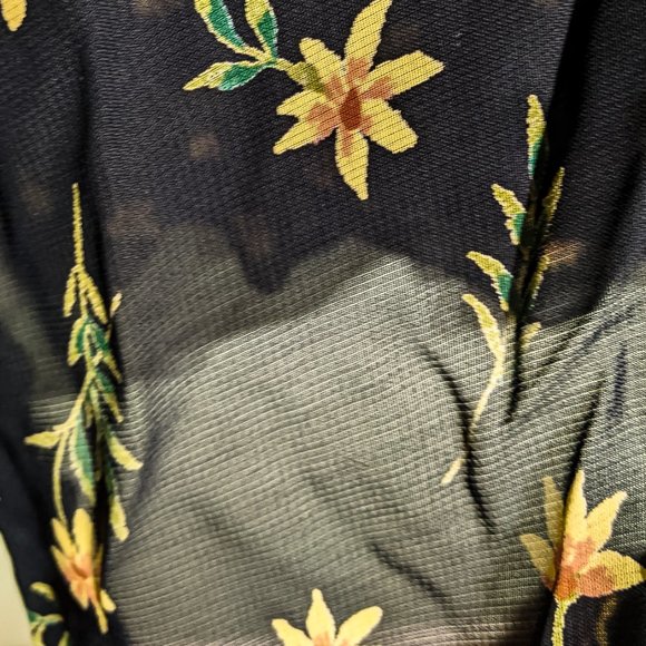 Black with floral print Classique by Shawn midi tiered rayon skirt (medium) - Picture 6 of 8